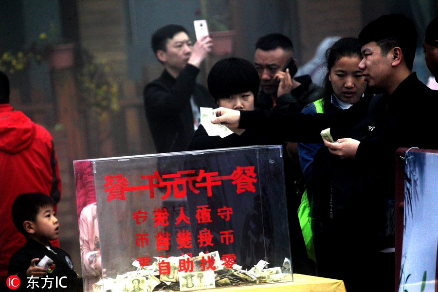 1元无人售卖午餐，据说日售超过1500份！